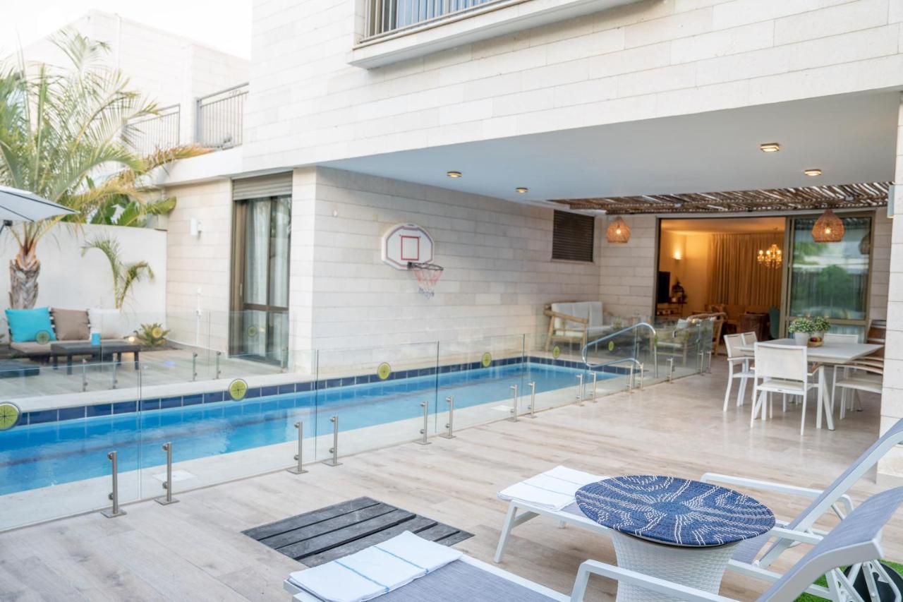 Villa Ella Sun Geffen *