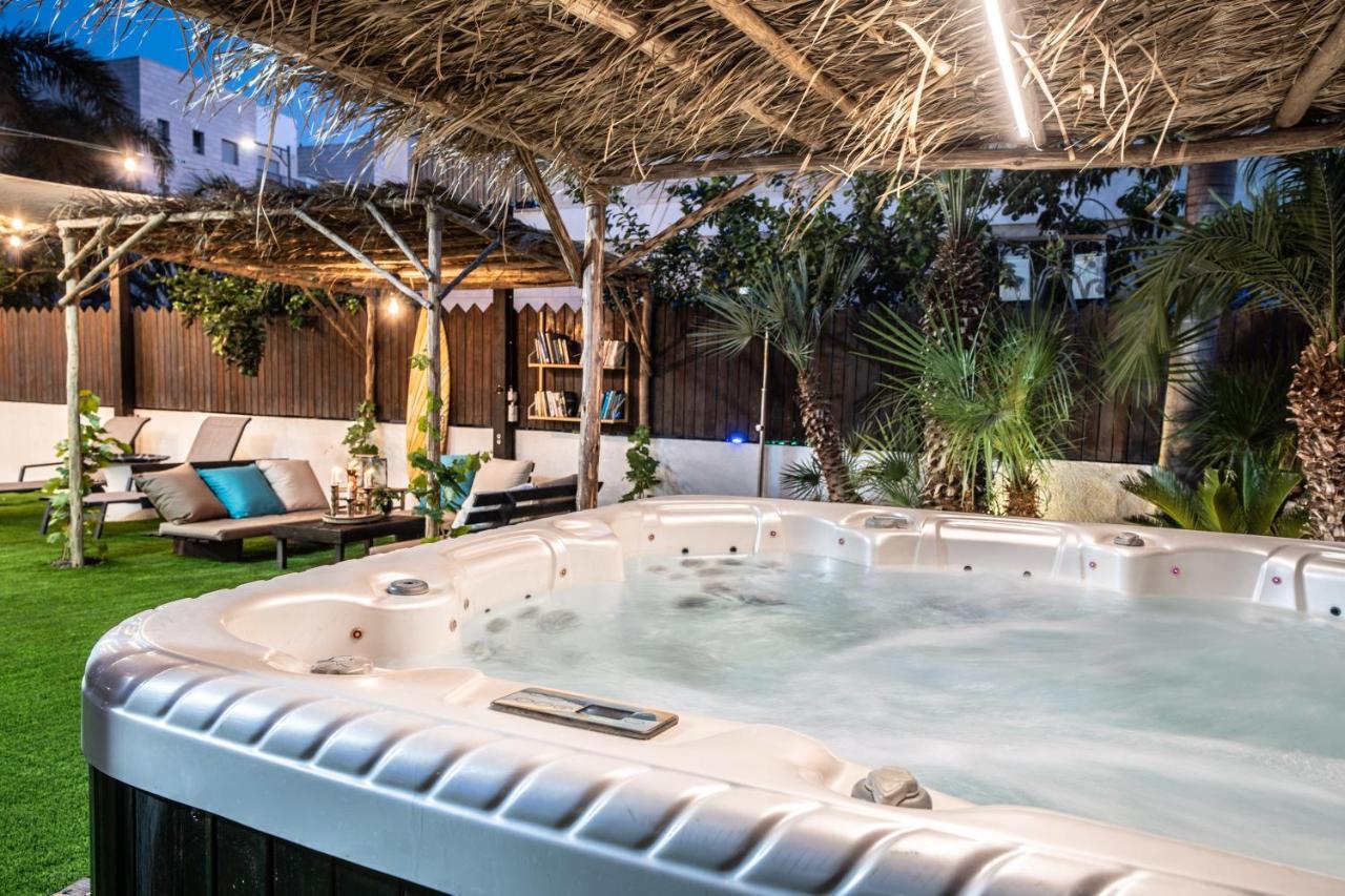 Ella Sun Geffen Villa *